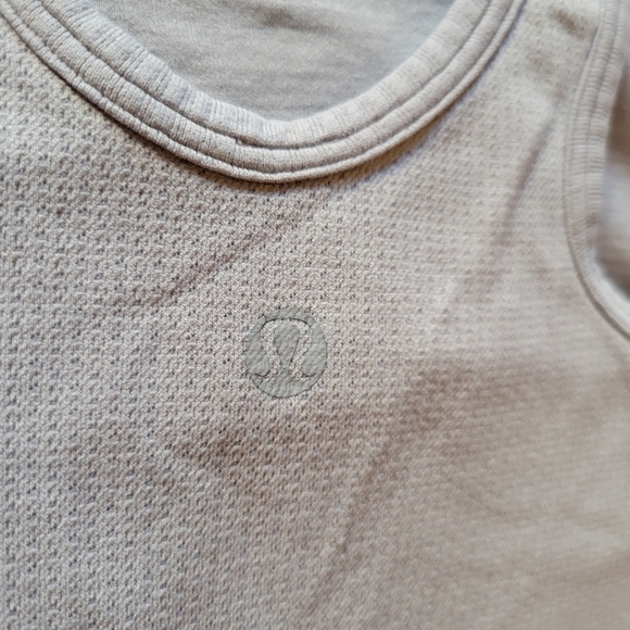 lululemon athletica Women's Gray Tank Top - Picture 2 of 6